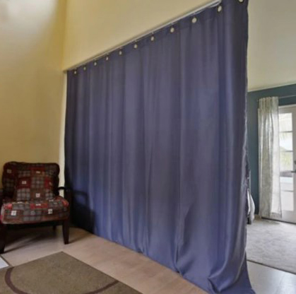 Dónde comprar cortinas acústicas para aislar del ruido una habitación?